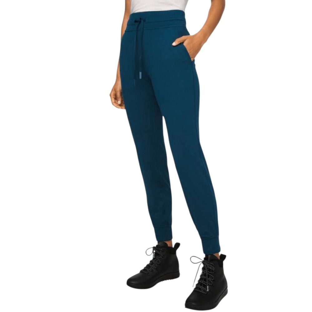 NWOT LULULEMON ATHLETICA Ready To Rulu Pant 'Updated' in Blue Borealis Size 2